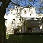 Scalabrini Hotel