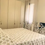 Hotel Scalabrini 3*
