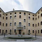 Hotel Scalabrini 3*