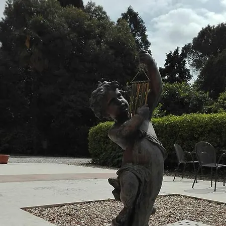 فندق Scalabrini 3*