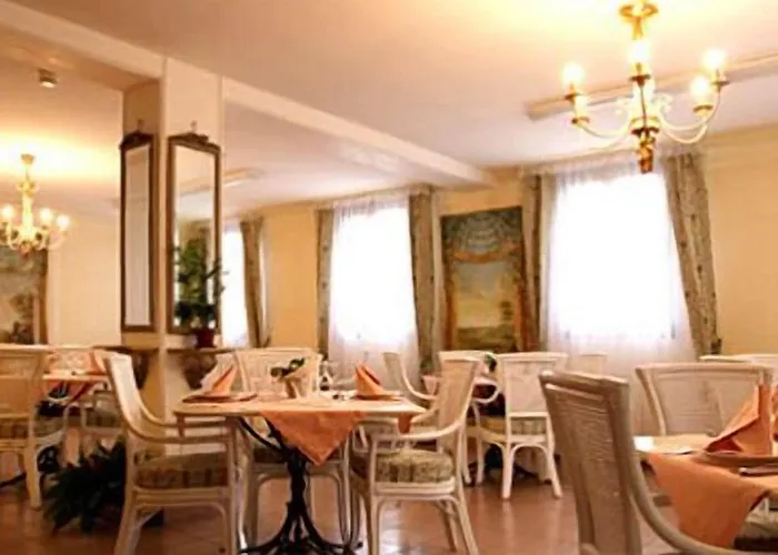 Hotel Scalabrini Crespano del Grappa