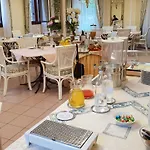 Scalabrini فندق