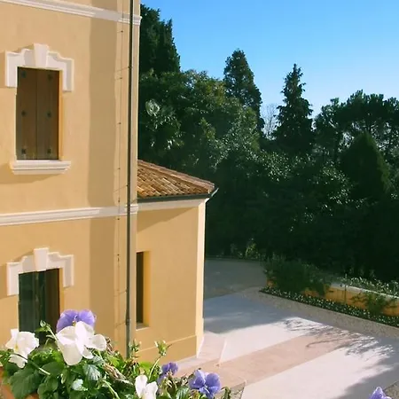Scalabrini Hotel