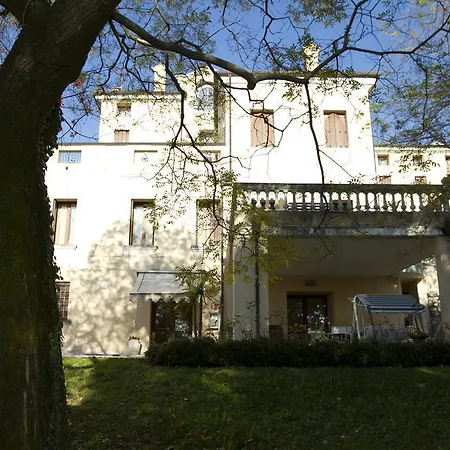Scalabrini Hotel