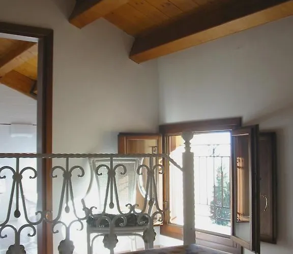 斯卡拉布里尼酒店 3*